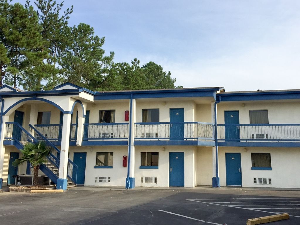Motel 6 Calera ภายนอก รูปภาพ